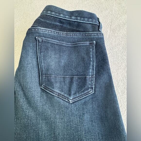 Banana Republic The Traveler Men's Blue Straight Slim Jeans 34 X 32 - Picture 6 of 7